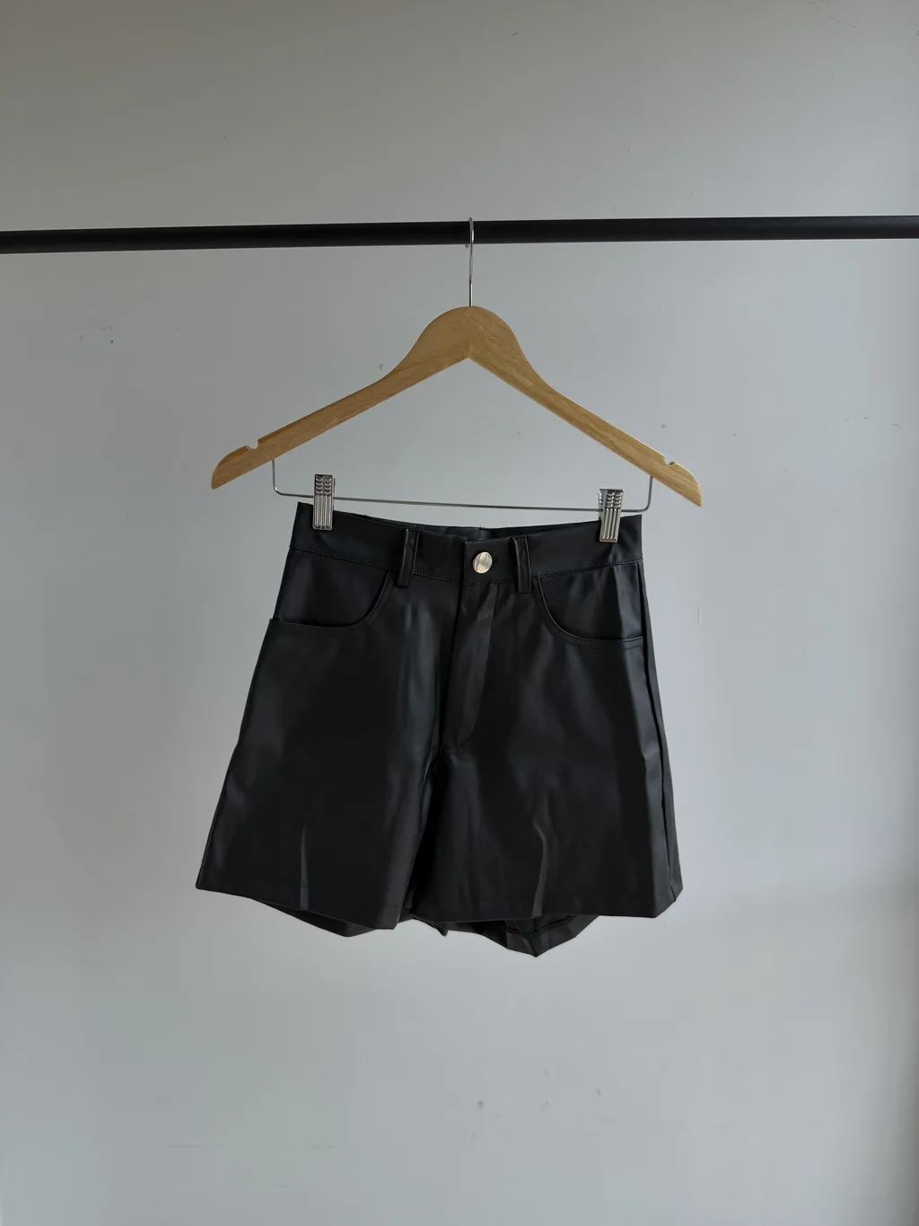 Short Leather
