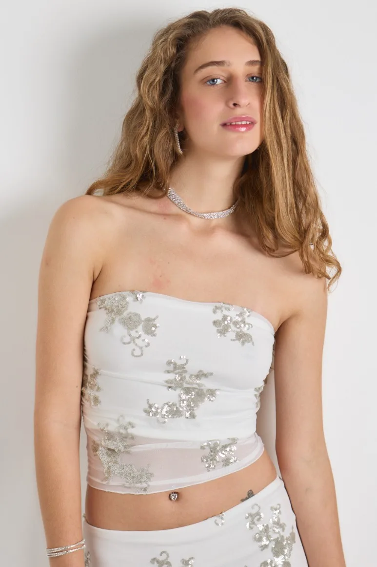 STRAPLESS GYAL