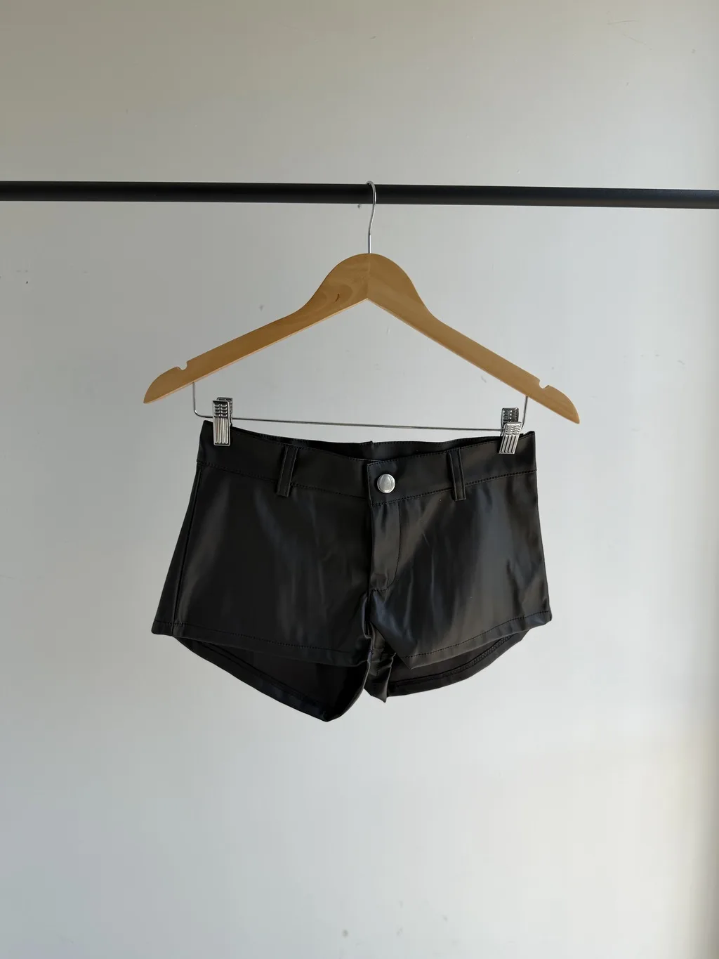 Short Remi Cuerina