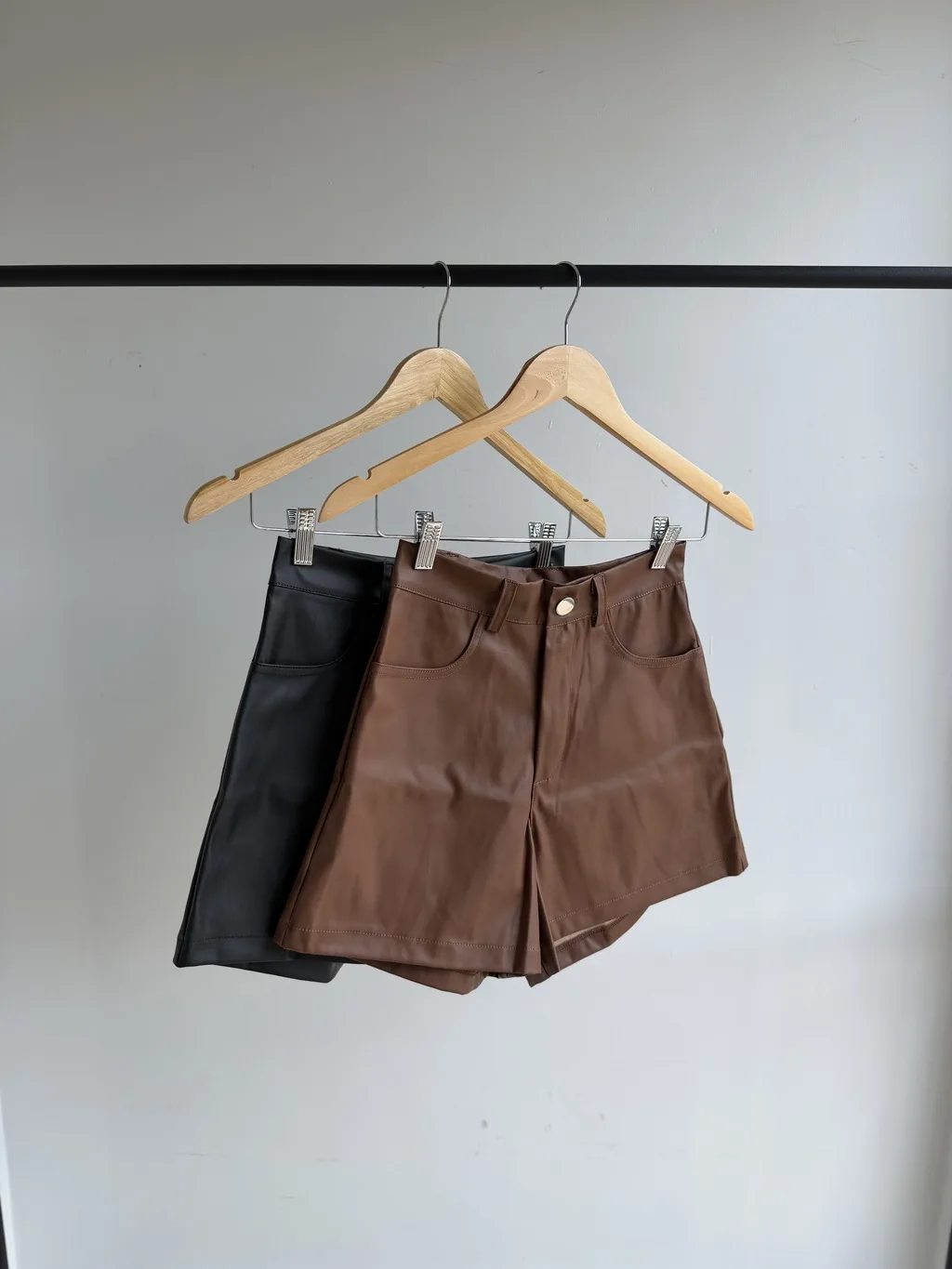 Short Leather