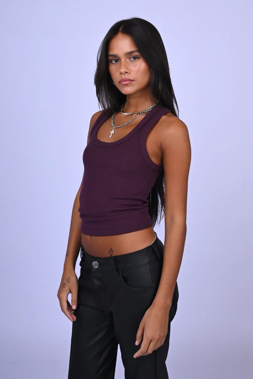 MUSCULOSA KLN BASICS.